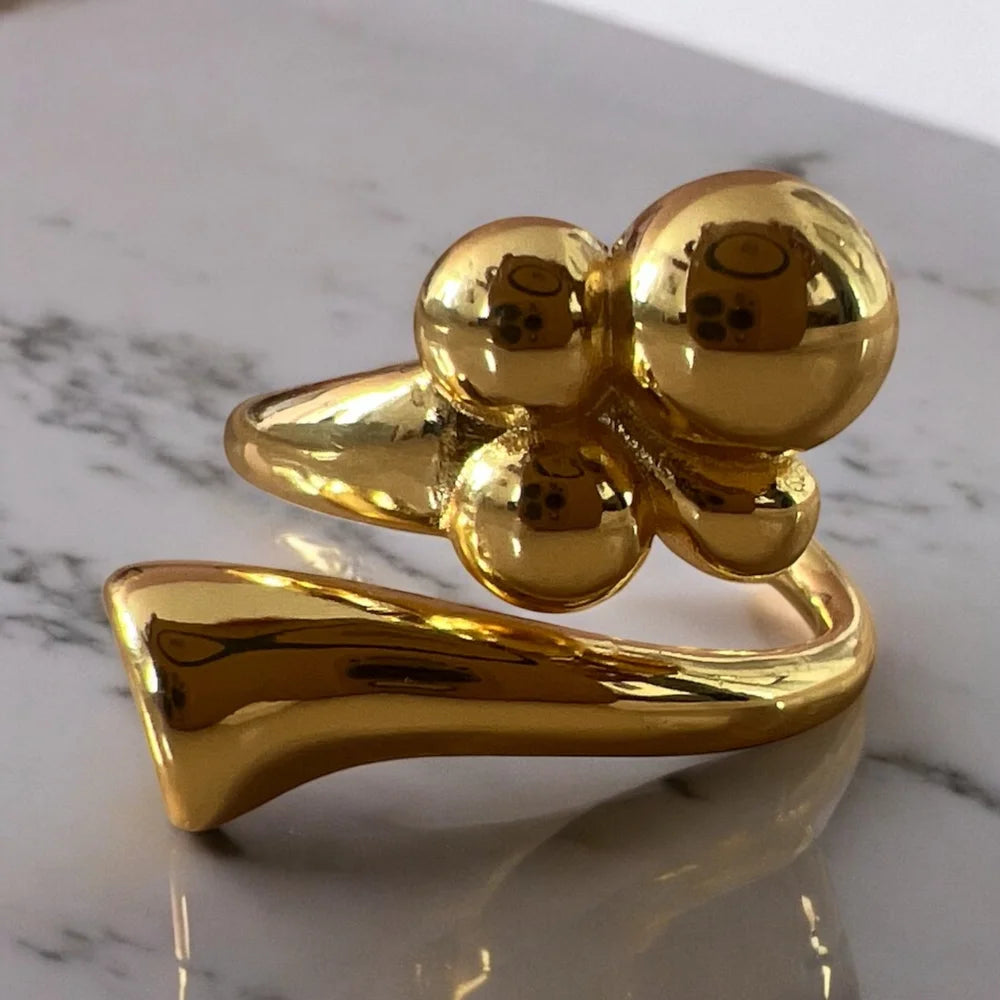 Bague Dorée – Bulles Sculpturales