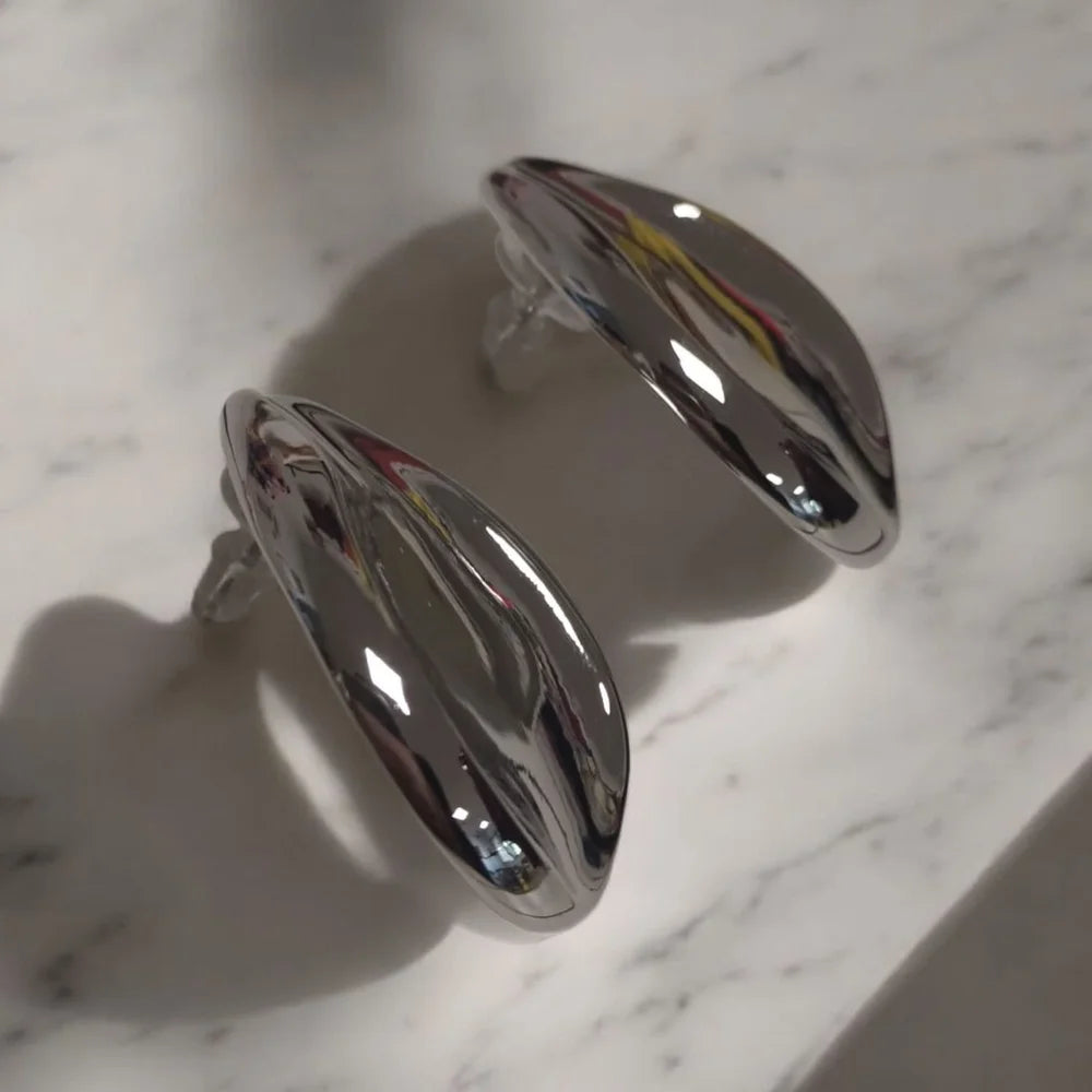 Boucles d’oreilles ZINA – Finition argentée