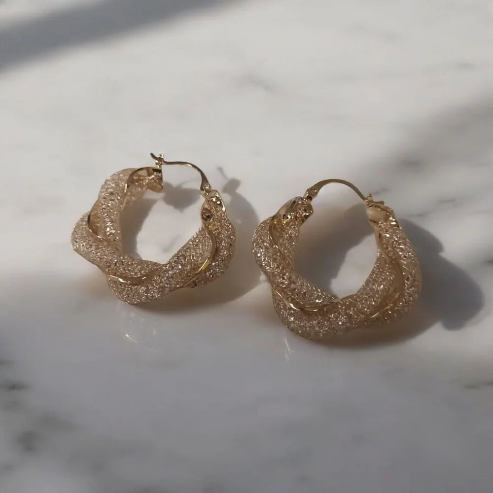 Boucles d’oreilles KORO – Torsade dorée texturée