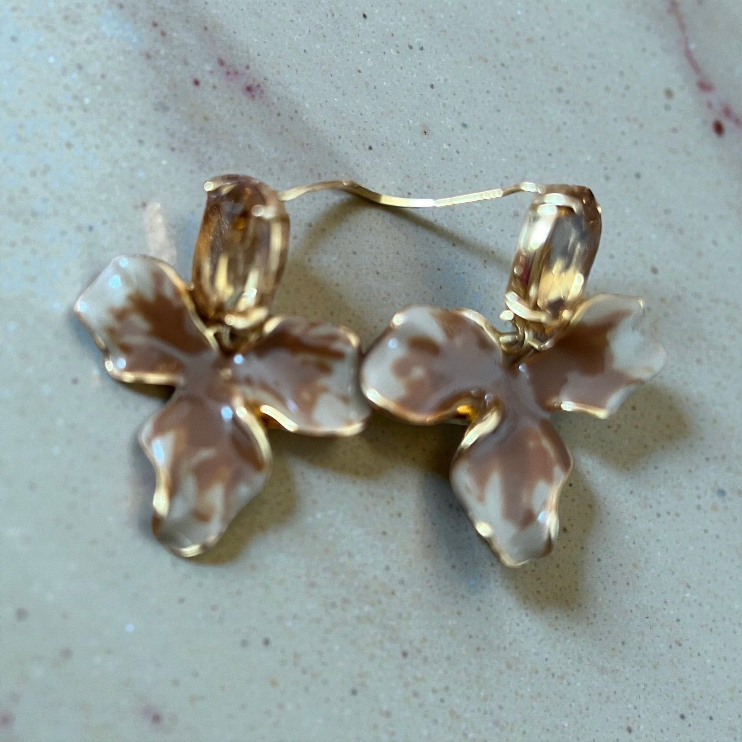 Boucles d'oreilles "ÌṢẸ́DÁ" en acier inoxydable