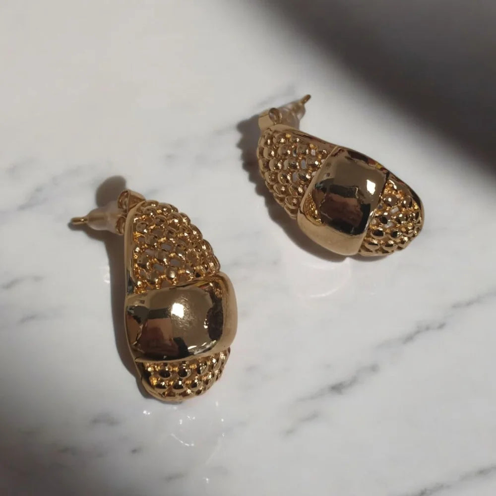 Boucles d’oreilles AWA – Texture précieuse