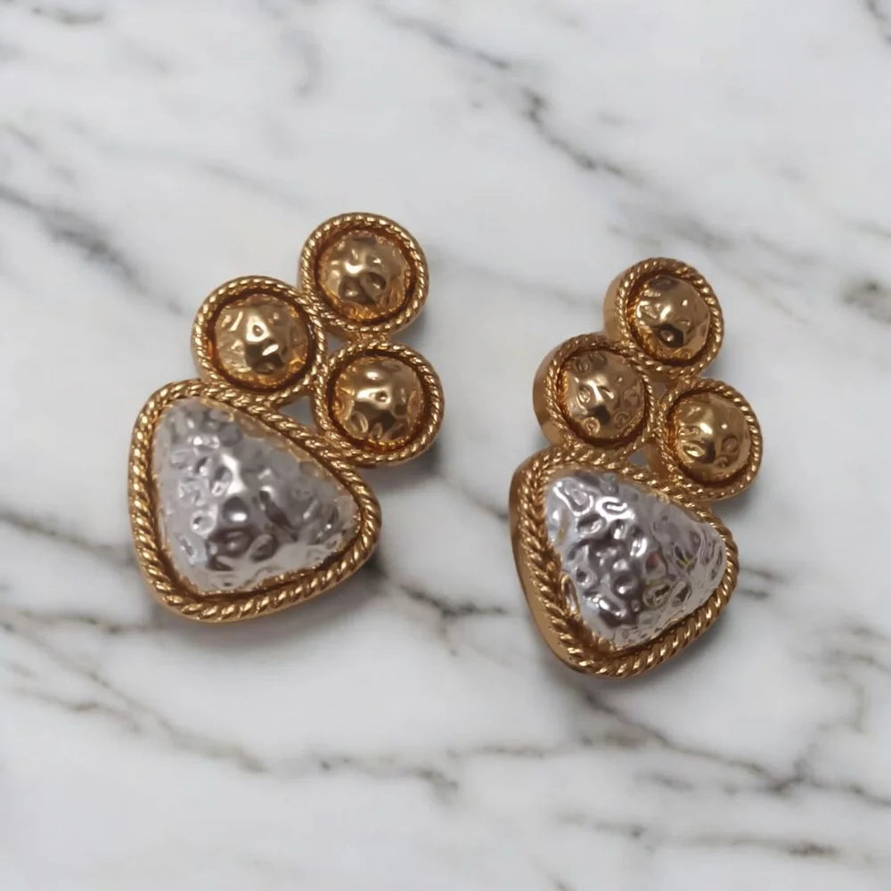 Boucles d’oreilles ILEKE – Éclat sculptural