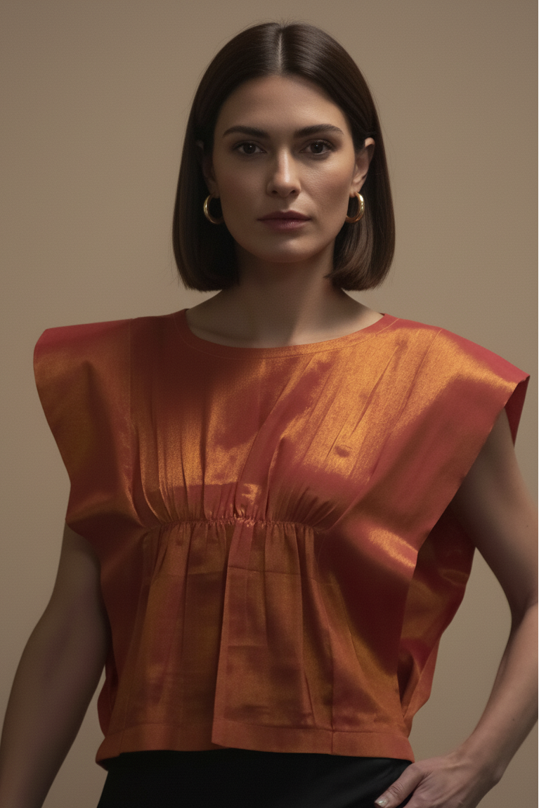 Top AṢẸ́RẸ́ en damask premium porté – vue avant