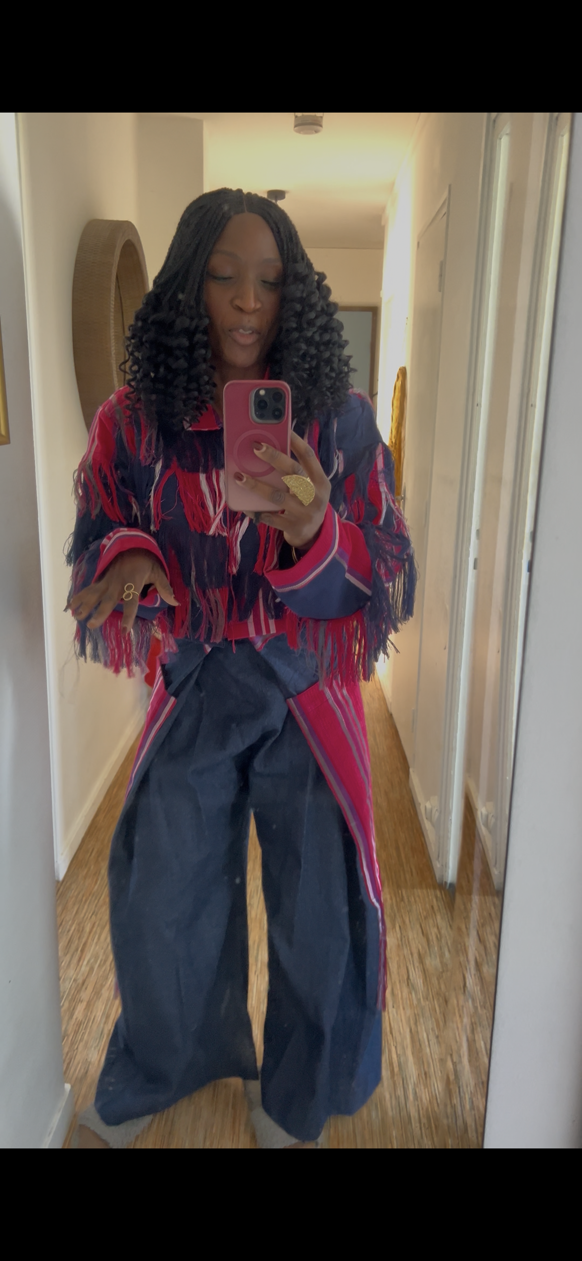 Veste ÒGÓ silhouette mode avec mouvement des franges – 1Look By Adé