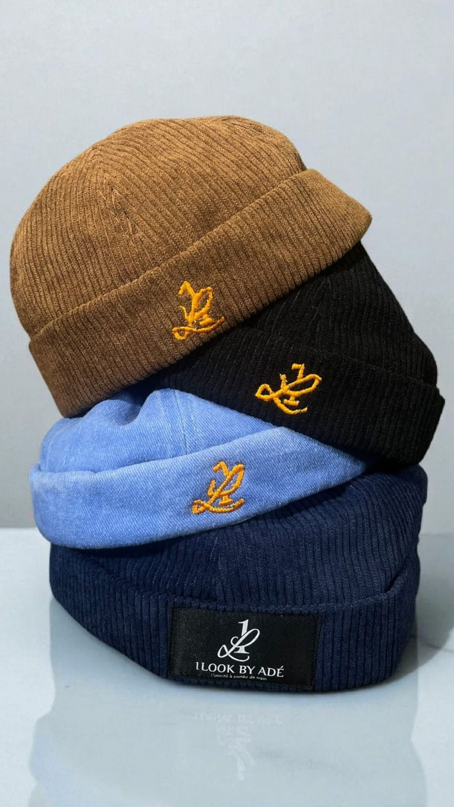 bonnet Docker ÌFẸ́ ÌMẸ̀JÌ 1Look By Adé – bonnet velours ou denim doublé soie