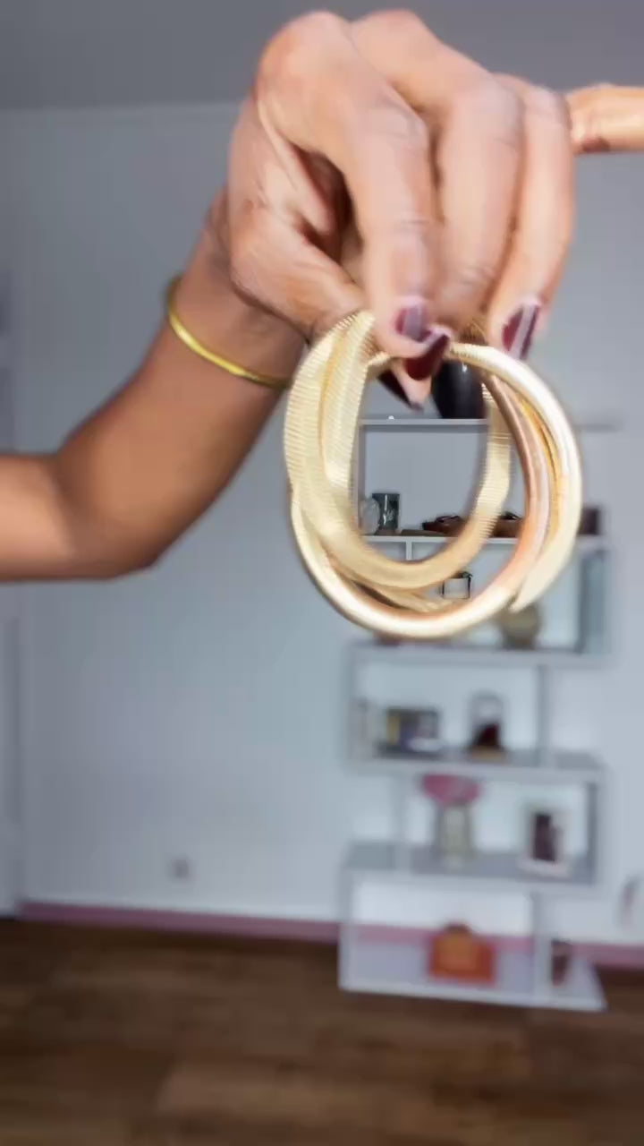 Vidéo robe TÁYÉ 1Look By Adé –
